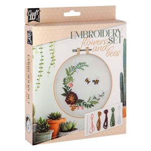 Set broderie Create It, flori si albinute ,  15,2 cm
